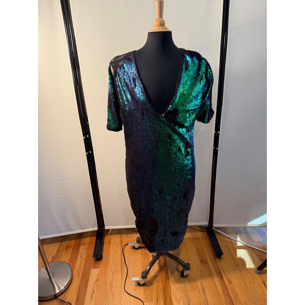 Courtney Noelle Iridescent Sequin Midi Dress Green Blue Black 2X Holiday
